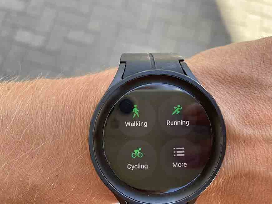 Режимы тренировок на Galaxy Watch 5.